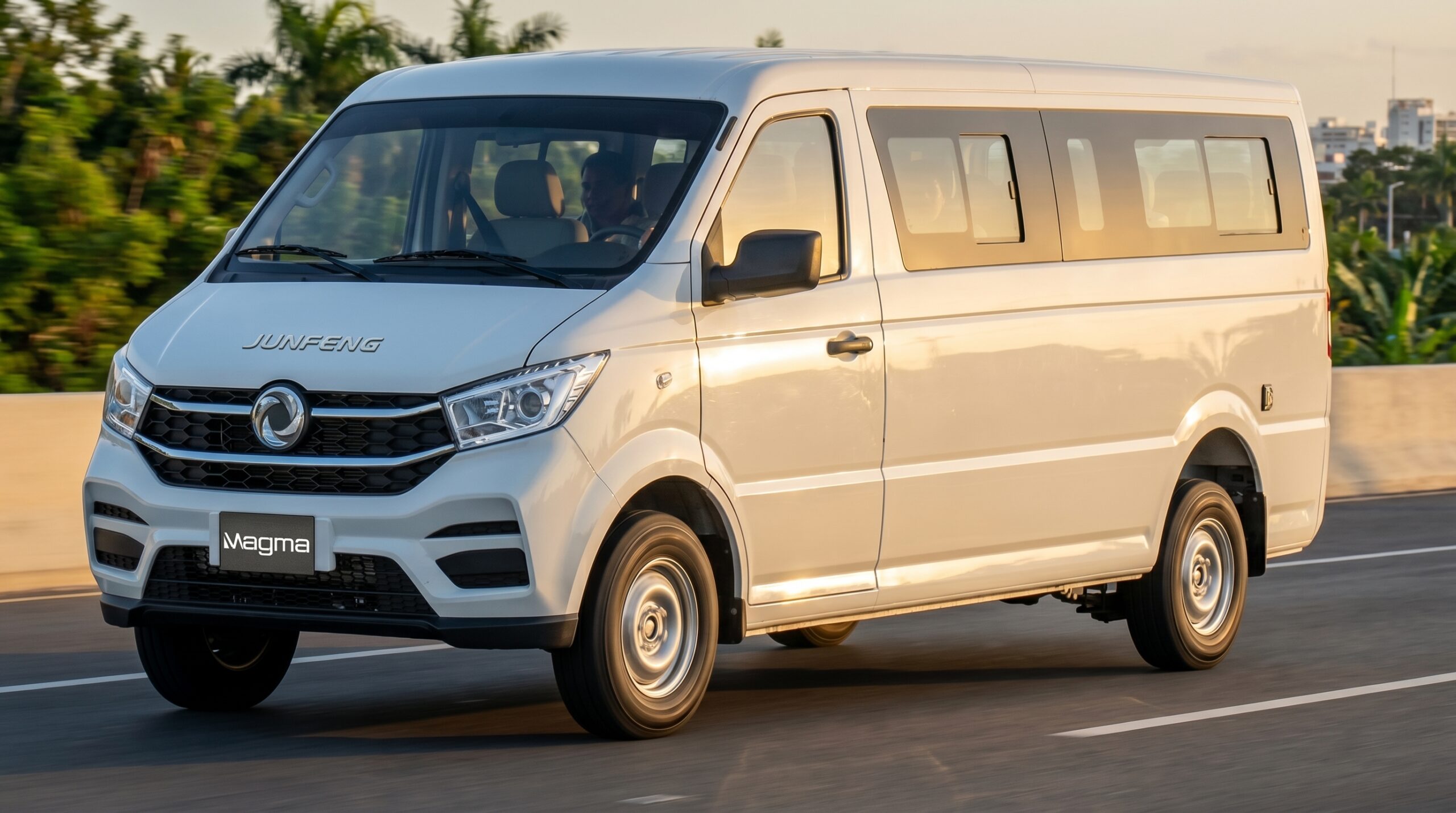 Vista frontal de Mytra V-11P
